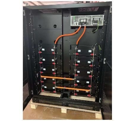 Pasokan listrik darurat 38.4kwh Total Power Ess Baterai dengan dan 10A daya saat ini