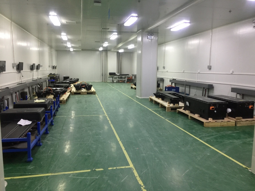 Baterai van logistik listrik dapat diisi ulang sel kantong 41kwh dengan tegangan standar 321.2V