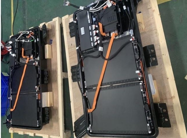 Tingkat Pelepasan Tinggi 8c 131.4V 34ah Nmc Baterai Kendaraan Listrik Phev Baterai Pack
