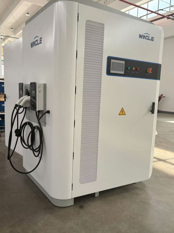 125kw 144KWh Efisiensi Tinggi Semua dalam Satu Kabinet ESS Pendingin Cairan Untuk Kota ESS Dan EV Charge