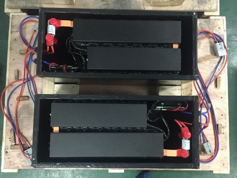 54.6V Pengisian yang bisa dilepas NCM Baterai Bahan 6P13S Untuk e motor trike dan skuter